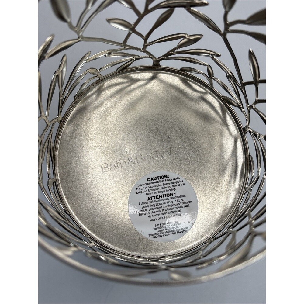 Bath & Body Works Vine Leaf Pattern Silver 3-Wick Pedestal 14.5 oz Candle Holder - Picture 5 of 9